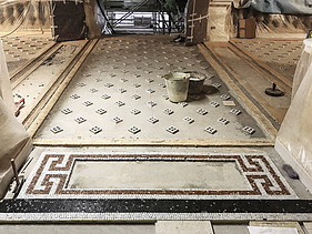 Foto von Renovierung des Terrazzobodens im Künstlerhaus
