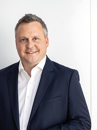 Foto von STRABAG Unternehmensbereichsleiter Matthias Loimayr