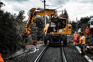 Arbeiten im Bahnbau Bild von Arbeiten im Bahnbau